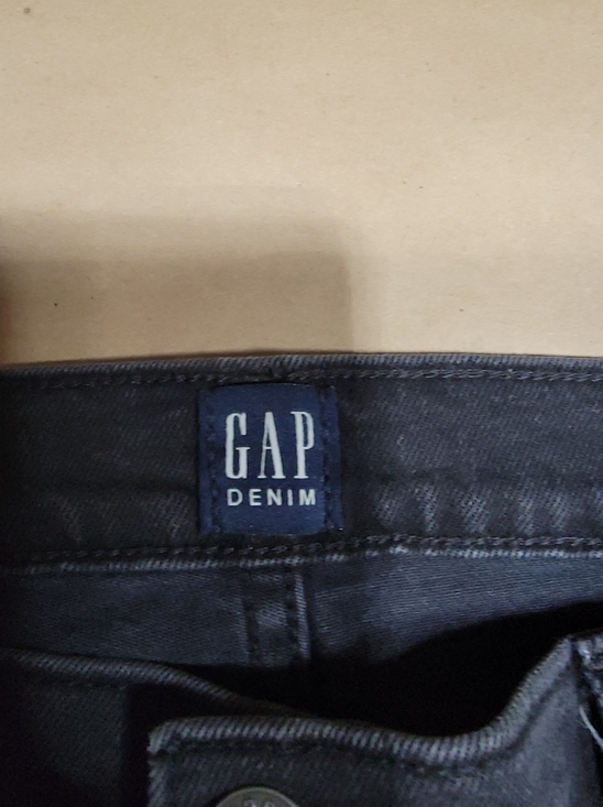 GAP Size 14/32 Washed Black Button Fly Flare Leg Jeans, Raw/Frayed Hem - Picture 12 of 15